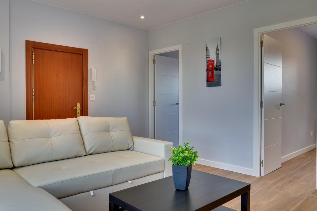 Apartamentos San Lazaro Zaragoza Buitenkant foto