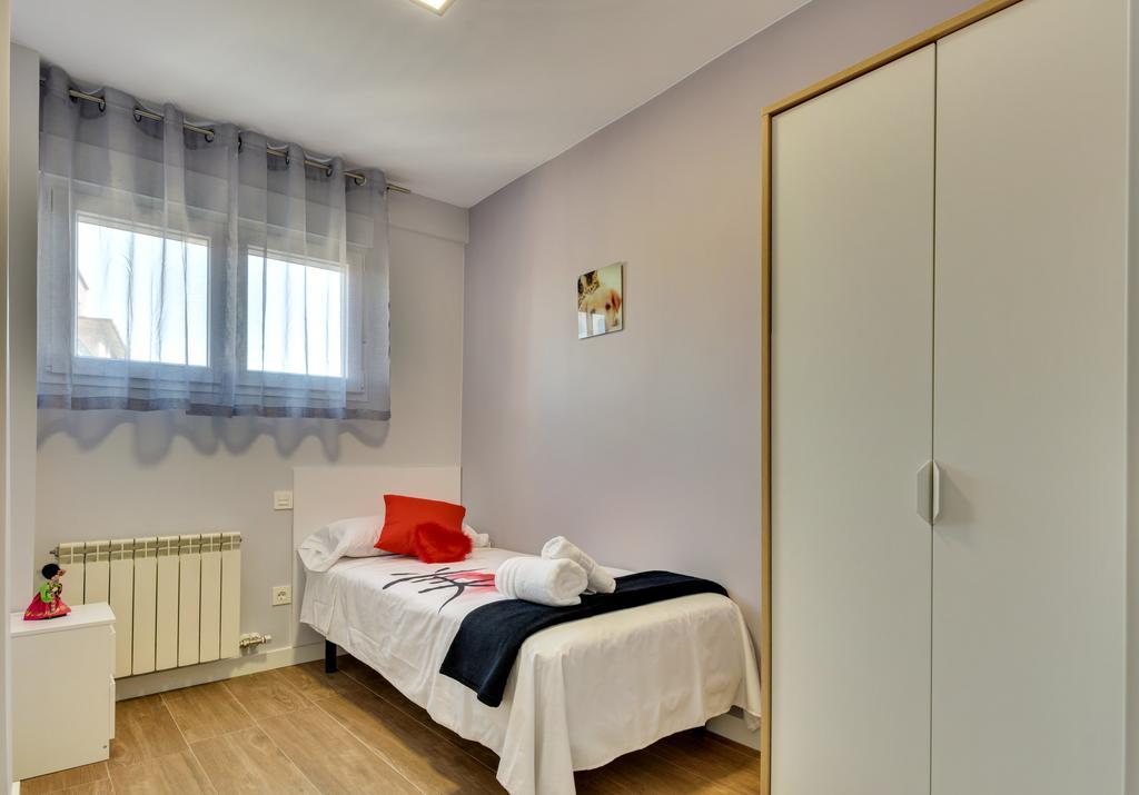 Apartamentos San Lazaro Zaragoza Buitenkant foto