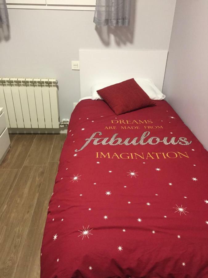 Apartamentos San Lazaro Zaragoza Buitenkant foto